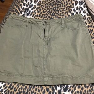 Faded glory army greed skort size 10